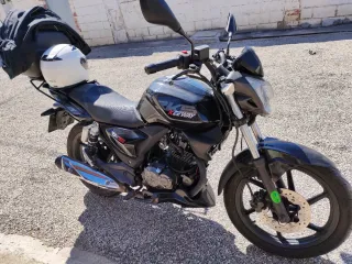 Moto Keeway 125cc 2016 Negra