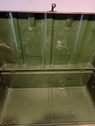 Cassa militare in ferro vintage