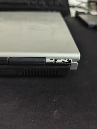 Portátil HP Pavilion Windows 7 + Office 2010