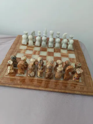 Gioco di Scacchi Artigianale in Marmo