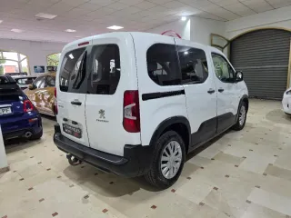 Peugeot Rifter 2021