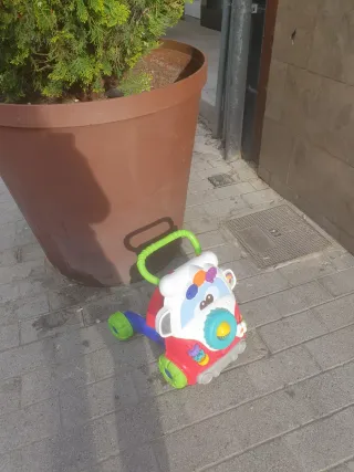 Andador bebé musical con luces