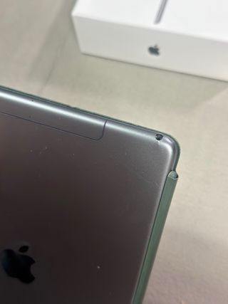 iPad Air 3 64GB Wi-Fi + Cellular