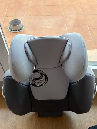 Vendo silla de coche Cubex grupo 2-3 con Isofix.