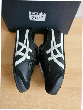 Onitsuka Tiger Mexico 66 Talla 39 Negro Blanco