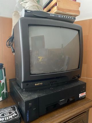 Televisor Sanyo Negro CRT