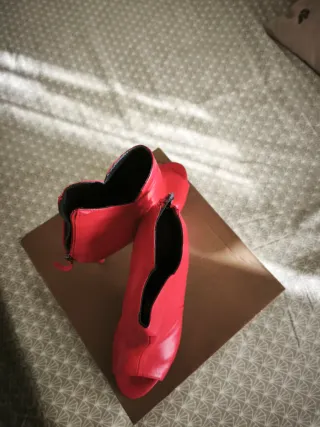 Botines Gloria Ortiz Rojos Peep Toe Tacón