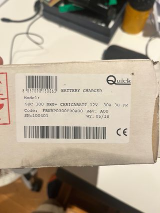 Cargador Baterías Quick SBC 300 NRG FR 30A