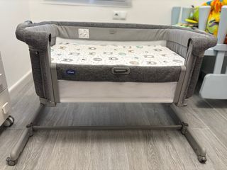 Mini cuna colecho Chicco Next2Me EVO Gris
