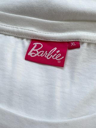 Camiseta Barbie Blanca con Logo Dorado