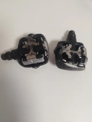 Pedales Shimano PD-M525