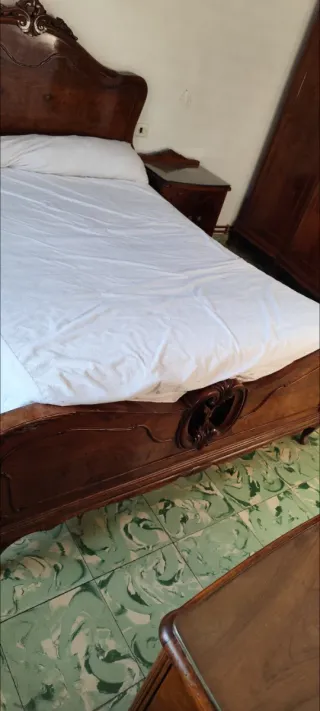 Habitación de matrimonio completa.