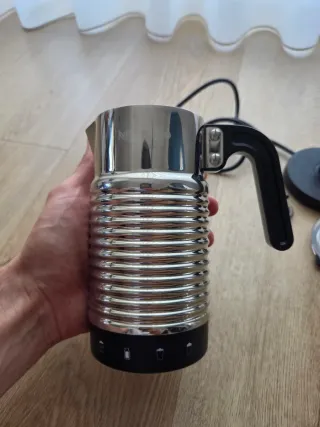 Montalatte Nespresso Aeroccino 4 pari al nuovo