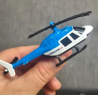 Renault Clio + Helicóptero Bburago