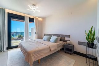 Piso en venta en Los Naranjos - Las Brisas en Marbella