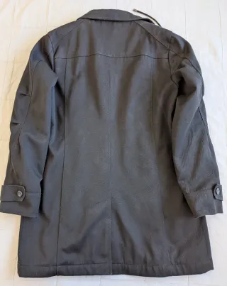 Abrigo hombre Zara negro