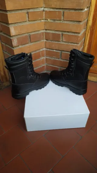 Botas militares Gore-Tex negras