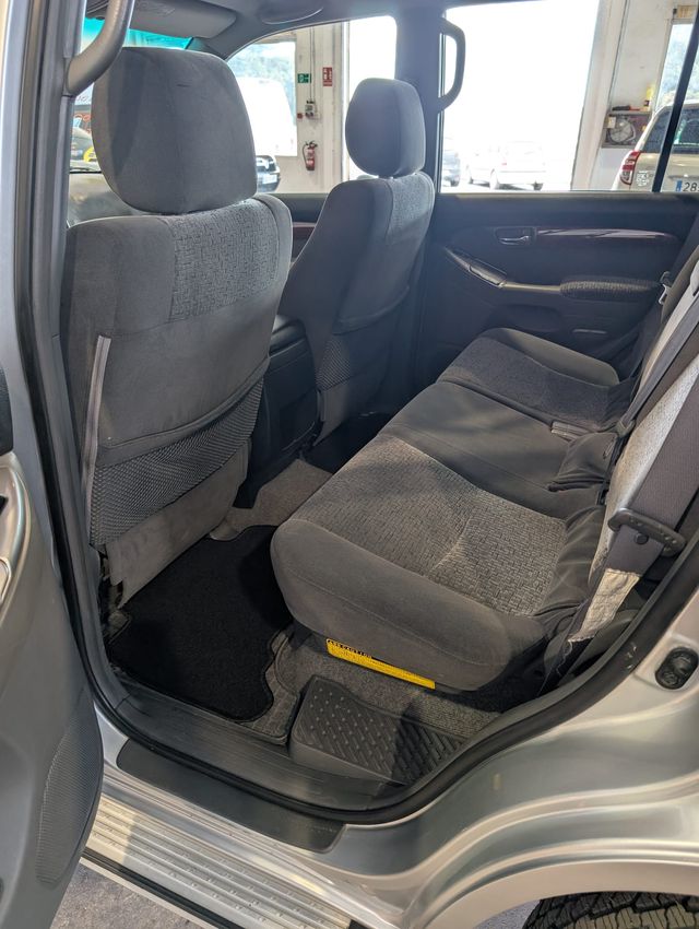 Toyota Land Cruiser 2006