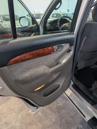 Toyota Land Cruiser 2006