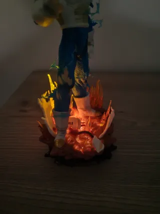 Figura Dragon Ball Z Vegeta Super Saiyan Blue