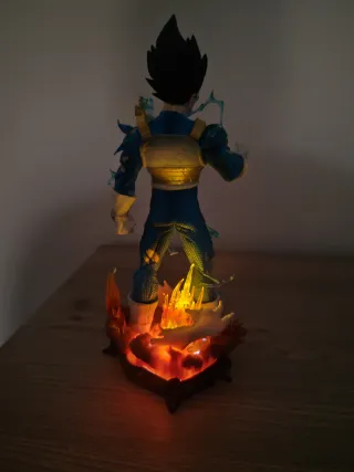 Figura Dragon Ball Z Vegeta Super Saiyan Blue