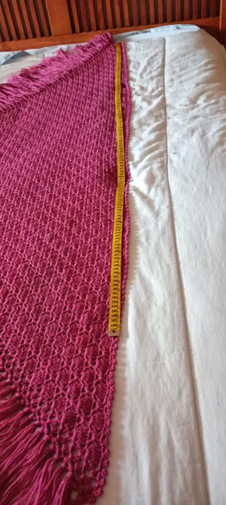 Mantón de Baturra rosa con flecos