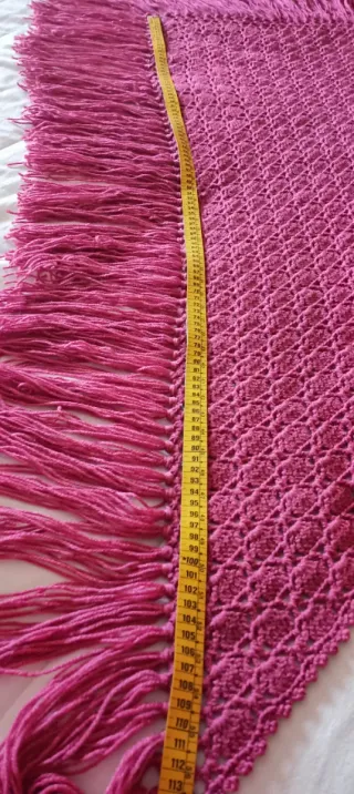 Mantón de Baturra rosa con flecos
