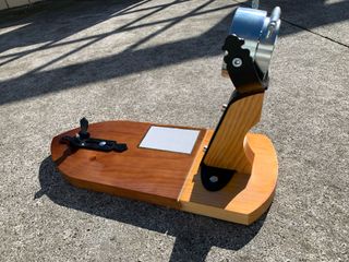 Jamonero profesional de acero inoxidable y madera