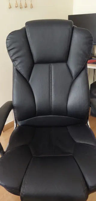 Silla de oficina ergonómica negra