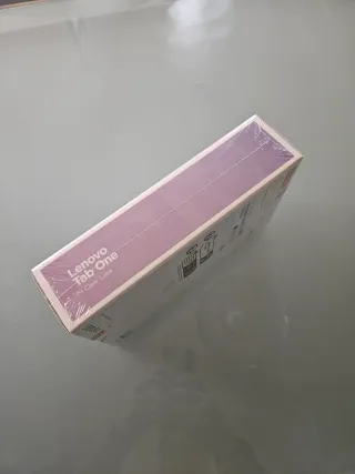 Lenovo Tab One + Funda Transparente