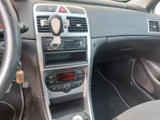 Peugeot 307 2004