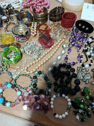 Lote Bisutería Collares y Pulseras