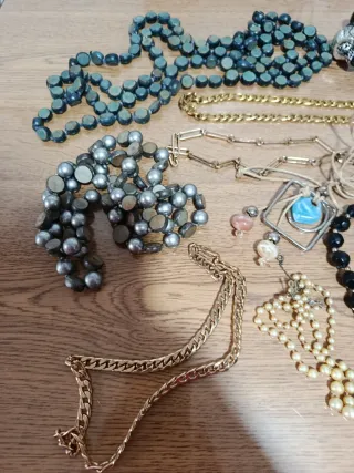 Lote Bisutería Collares y Pulseras