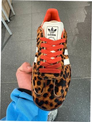 Adidas Samba OG Leopardo Rojo Talla 42