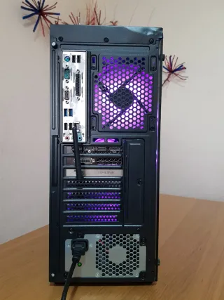 PC Gaming i5 8500 16GB RAM GTX 1060 6GB