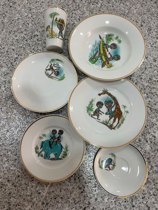 Conjunto de porcelana con dibujos
