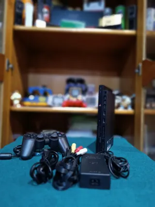 PlayStation 2 Slim Negra (SCPH-7704)