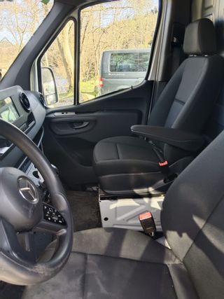 Mercedes-Benz Sprinter 2021