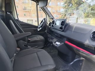 Mercedes-Benz Sprinter 2021
