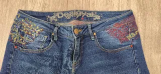 Vaqueros Desigual Azules con Bordados