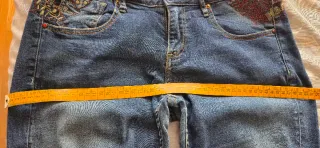 Vaqueros Desigual Azules con Bordados