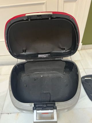 Baúl SHAD Negro/Plata Touring