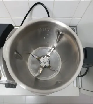Monsieur Cuisine Édition Plus + todos accesorios
