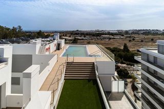 Piso en venta en Nueva Andalucía centro en Marbella