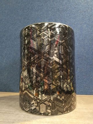 Taburete de cerámica de diseño negro y plata