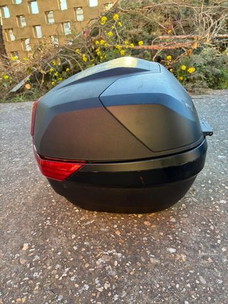 Baul trasero Top box top case de Triumph
