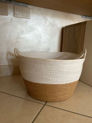 Cesto decorativo in juta e tessuto