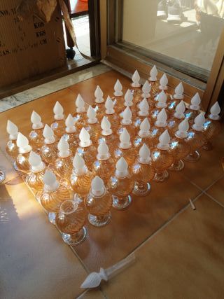 Set 40 bomboniere in vetro bianco e arancio €6/pz