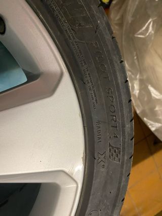 Ruedas Audi 225/45 ZR17 94Y neumatico michelin