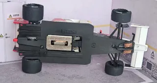 Coche F1 Senna Scalextric Marlboro Honda